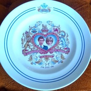 Midwinter Staffordshire 9 inch Royal Wedding 29 July 1981